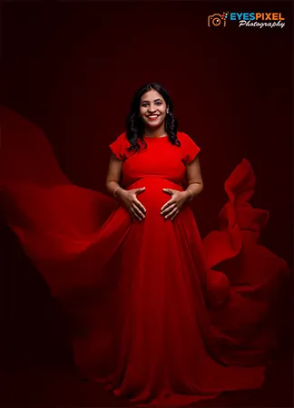 Best maternity Photographers in Pune