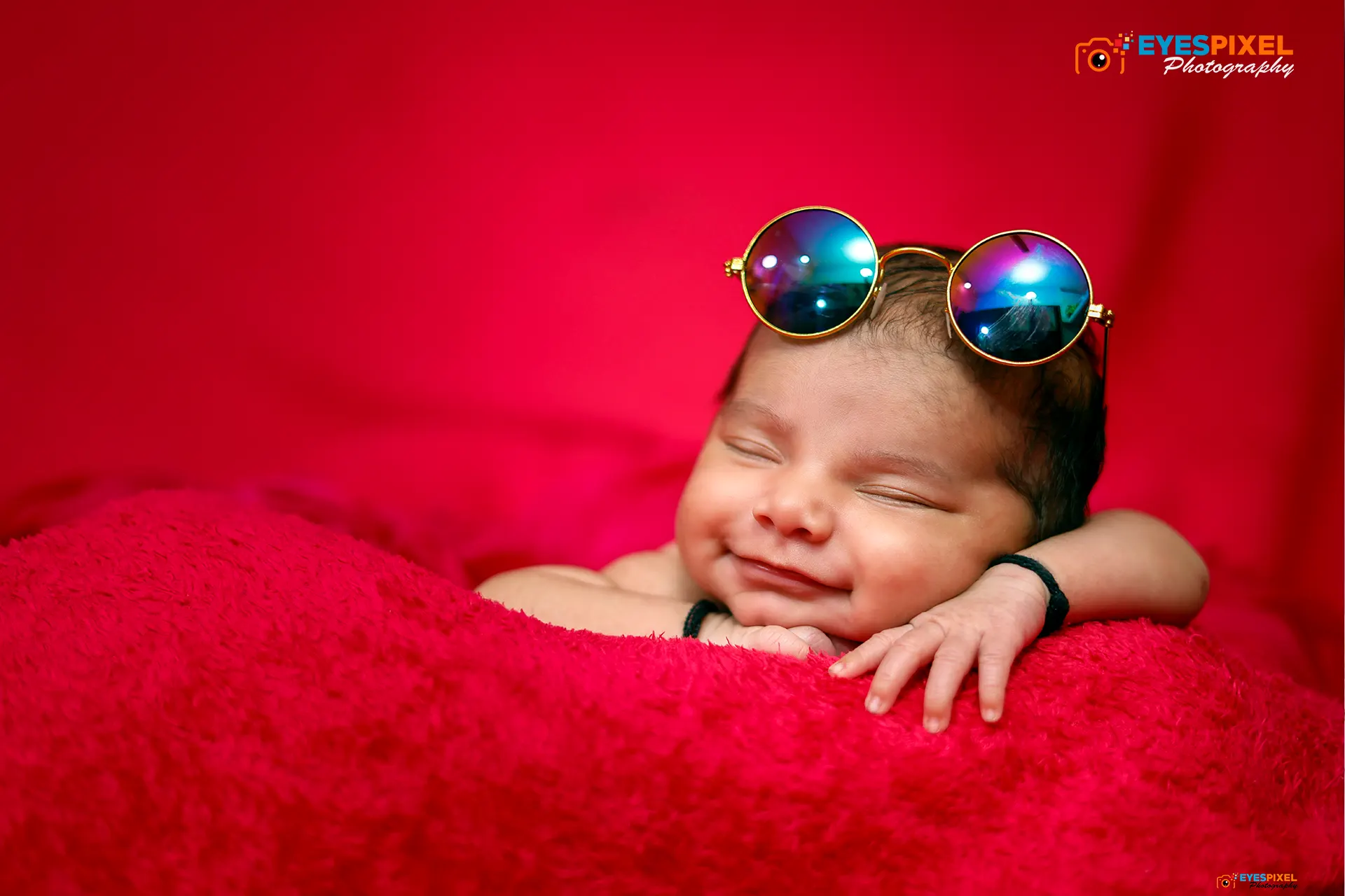 Top Newborn Baby and Maternity Photographers in Pune